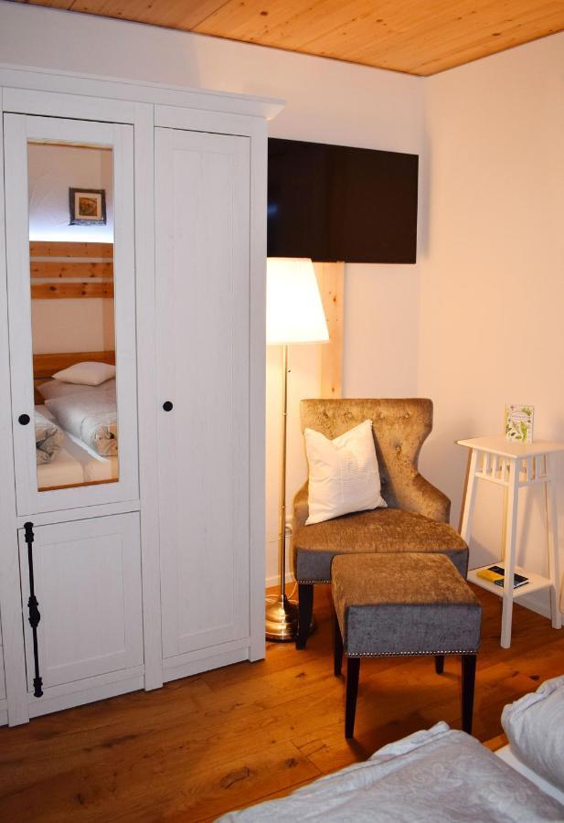 Bio-Wellness-Pension Im AllgauLeutkirch im Allgäu エクステリア 写真